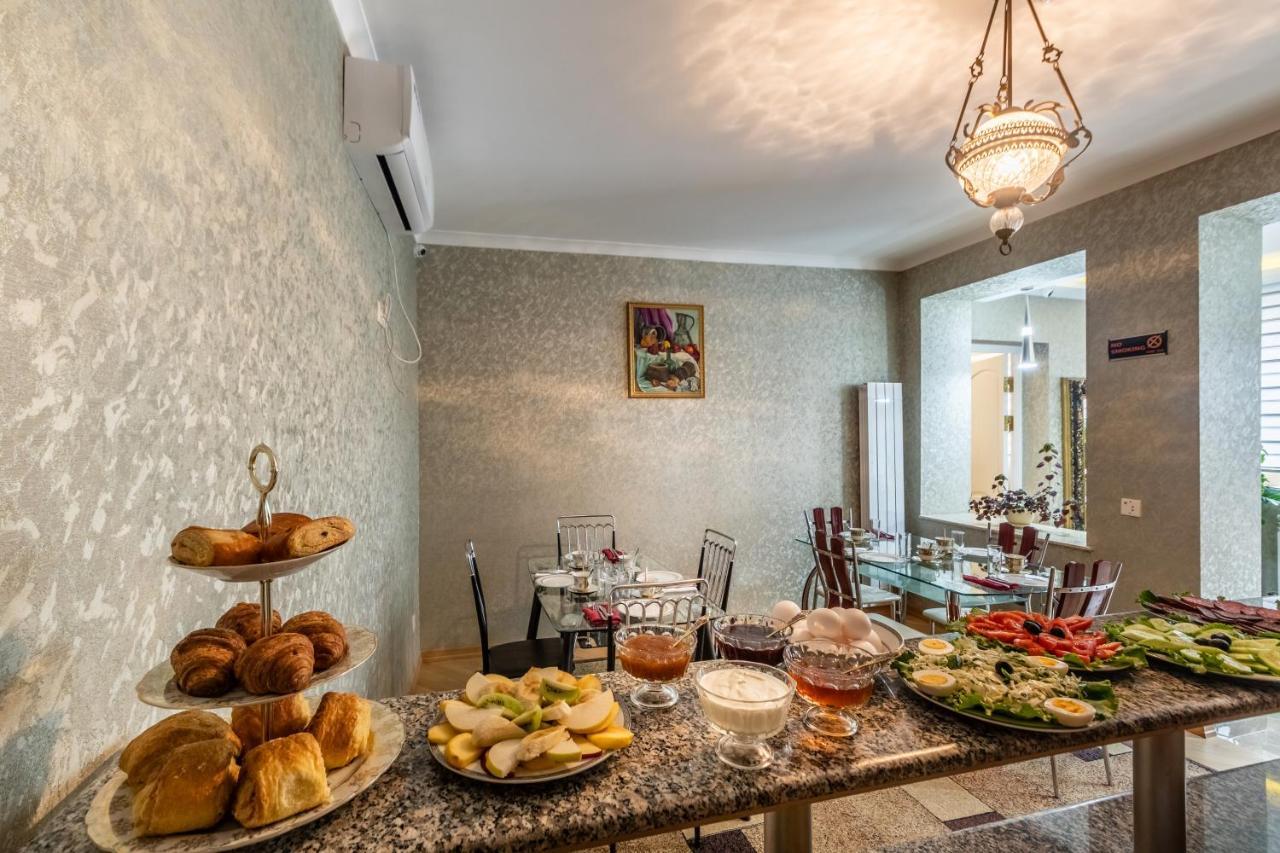 מלון טביליסי Q&B House מראה חיצוני תמונה
