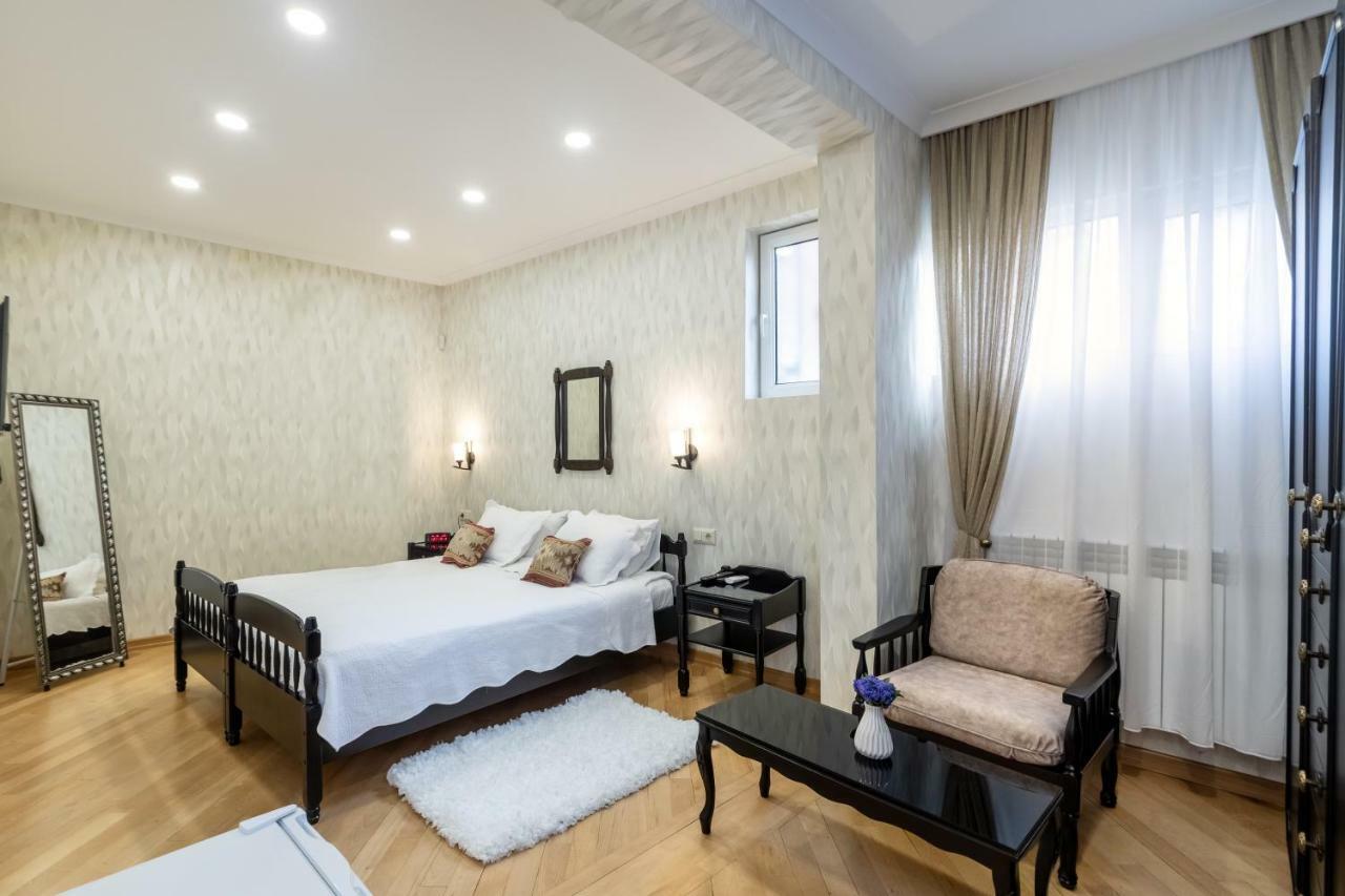 מלון טביליסי Q&B House מראה חיצוני תמונה