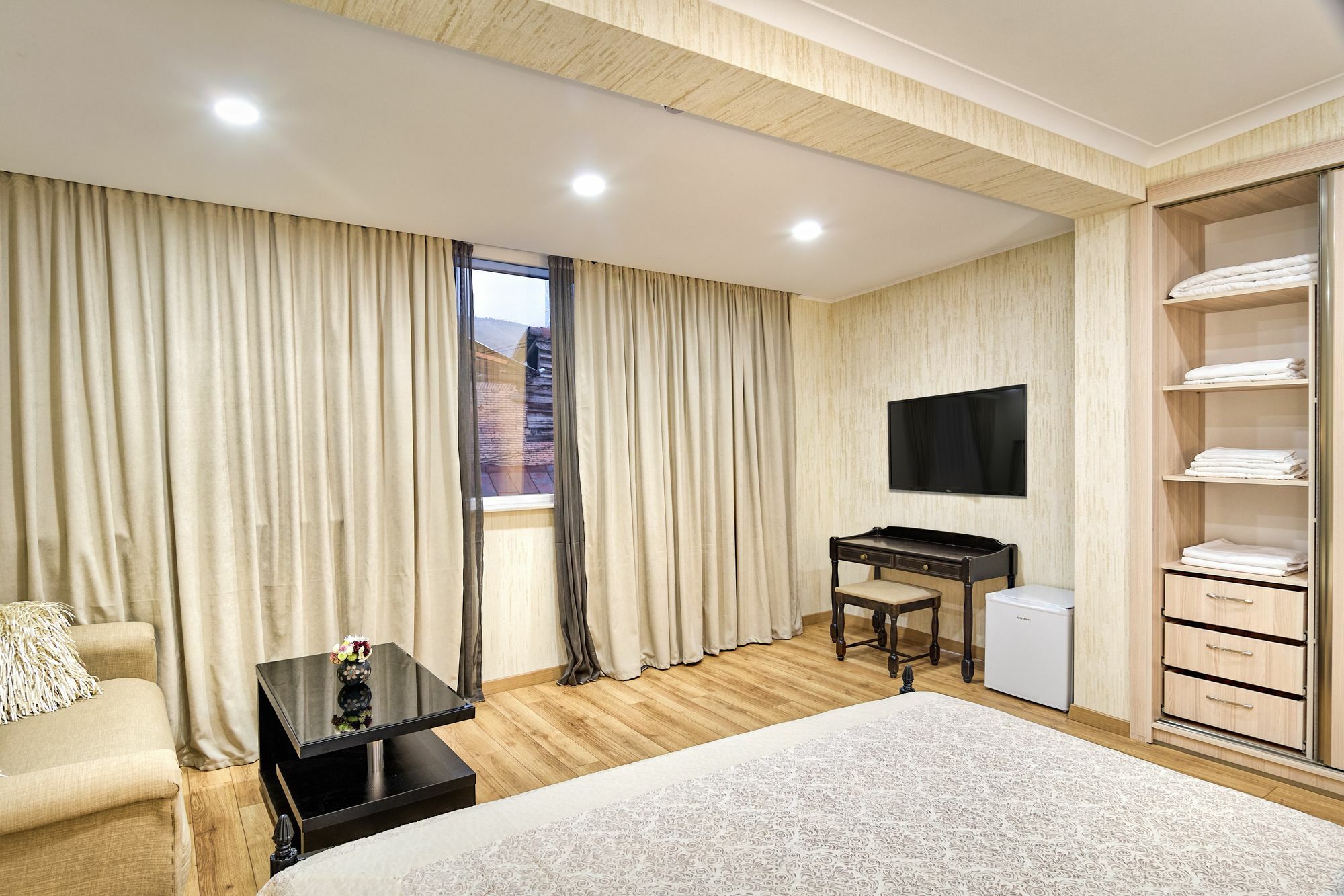 מלון טביליסי Q&B House מראה חיצוני תמונה