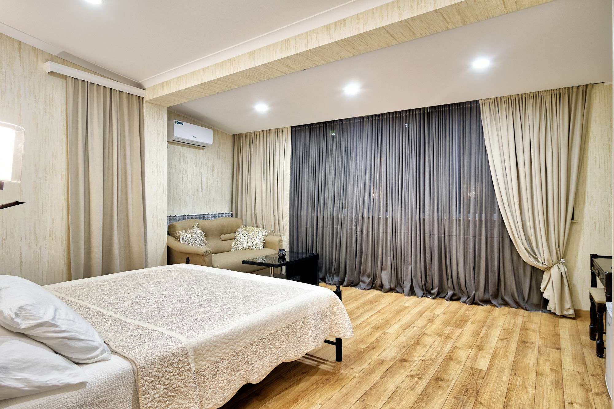 מלון טביליסי Q&B House מראה חיצוני תמונה